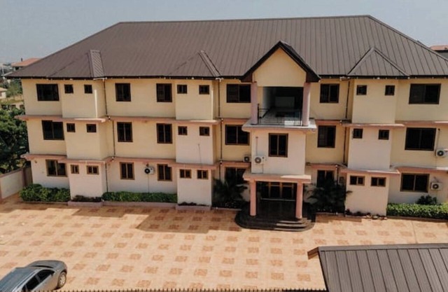 Woodpoint Apartments - 2