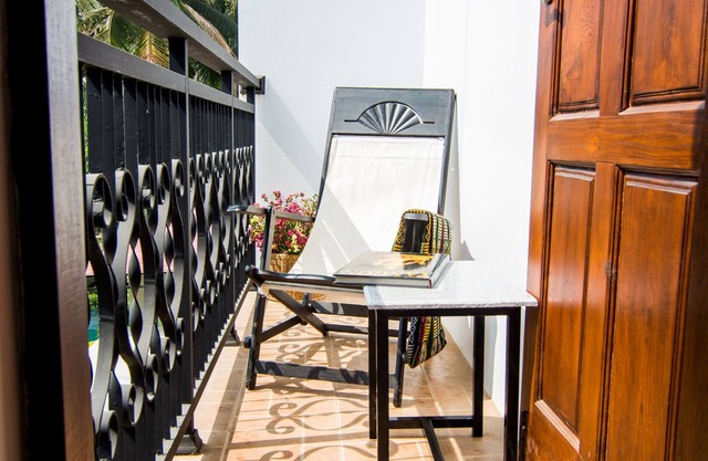 Woodside Inn & Serviced Apartments