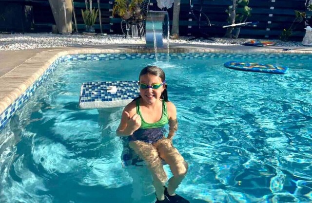 Work & Family Retreat: 4BR w/Heated Pool, Fast Wi-Fi, Near Airport, Hard Rock