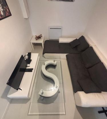 x GITES CONFORT DISCOUNT LE MONTANA PROCHE BESANCON x
