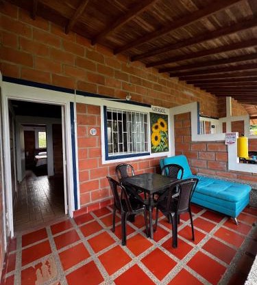 Yarumito Finca Hotel l Cabaña Girasol