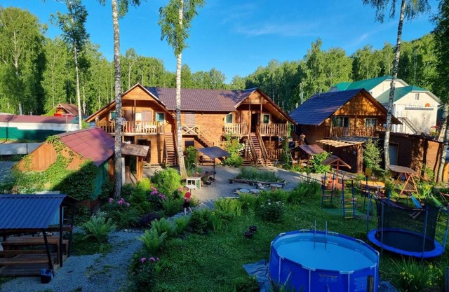 Yashkin Dom Guest Houses