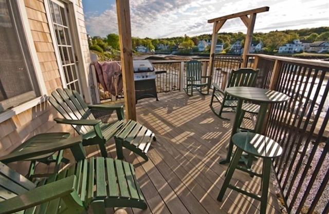 Year Round Luxury Waterfront Condo, Heart of Boothbay Harbor