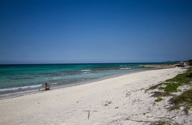 Yellow Canary Beach Villa