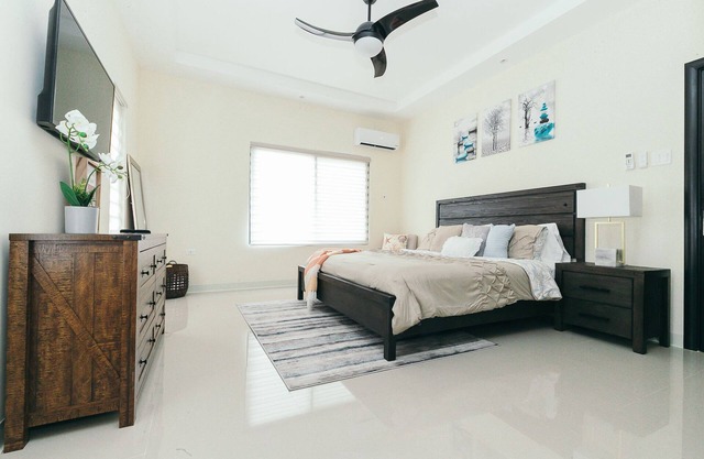 Your cool oasis home away from home. Breath taking views for relaxation