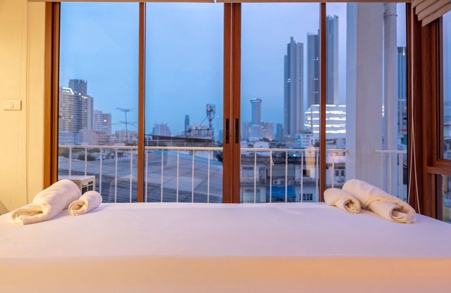 Your cozy retreat for making memories with loved ones 10 mins to ICON SIAM