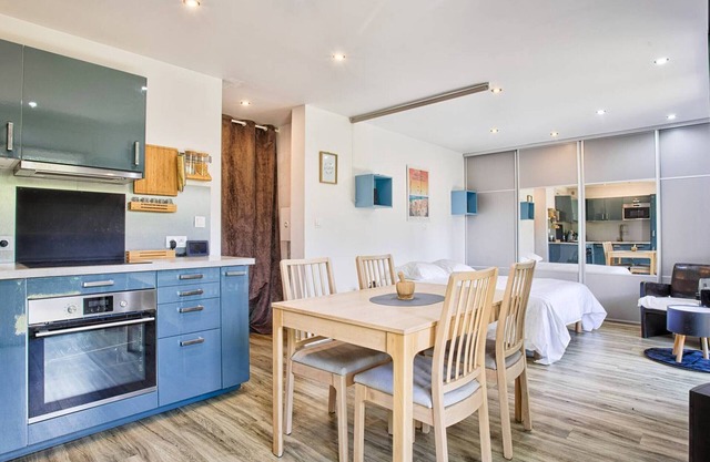 Your Peaceful Retreat in Merville near the Sea