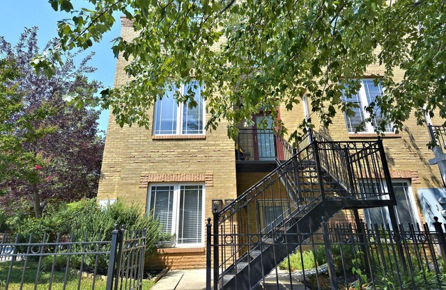 Your own private apartment in the heart of DC