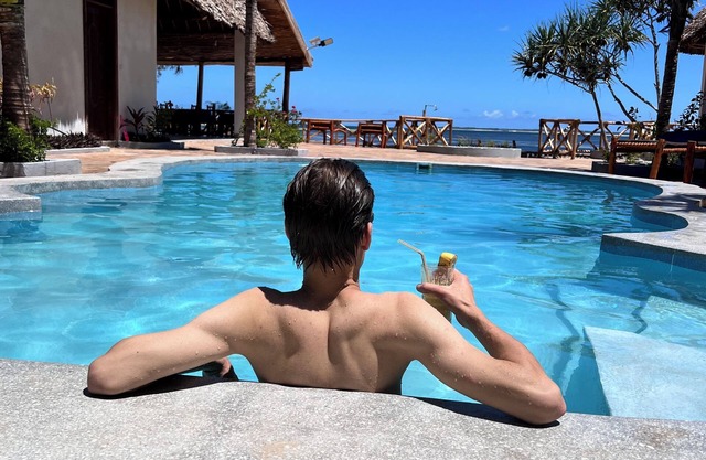 Zamu Beach Hotel