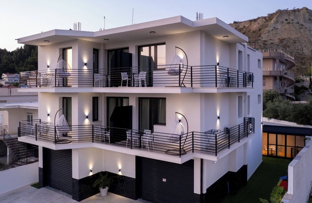 Zani's Villa