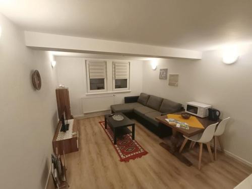 ZeitWinkelHaus-First floor apartment with garden