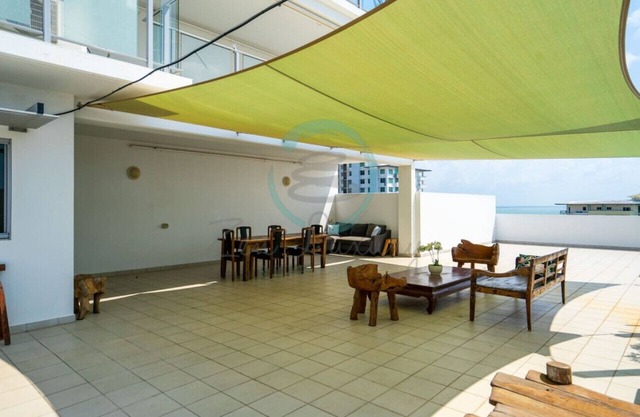Zen Mitchell: Rooftop ~ Outdoor Dining ~ Oceanview