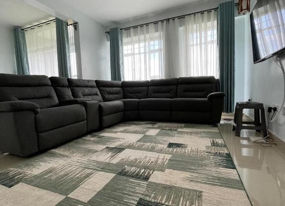 Zoe Homes 1br and 2br Apartment Greypoint 406