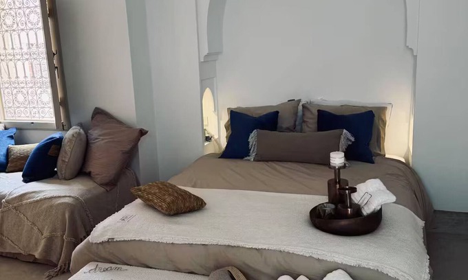 Bab Taghzout Bed & Breakfast | À l'ombre des orangers - "Touareg".