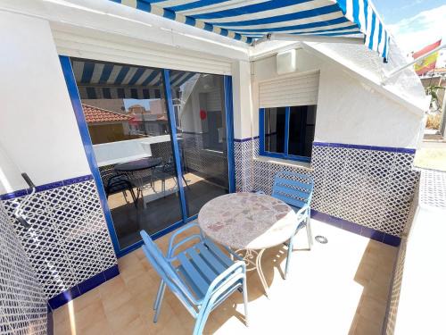 Castell de Ferro Apartment | Ático luminoso Playa Sotillo con terraza
