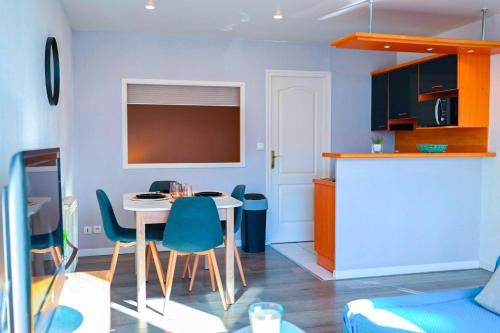 Lorient Apartment | Écrin cosy à deux pas du centre