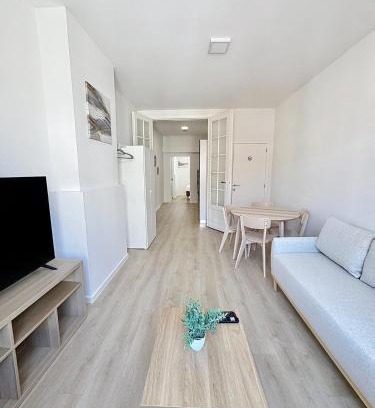 Altitude 100 Apartment | Élégant appartement une chambre