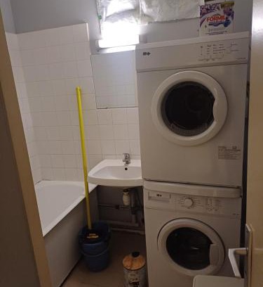 Bout des paves-Chene des Anglais Apartment | Émeraude tulipe