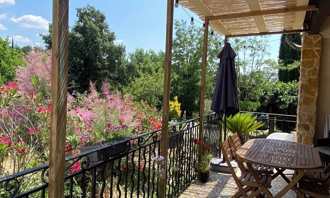 Mirabel-aux-Baronnies House | Été en Provence – maison 3 chambres pour famille entre vignes et cigales.
