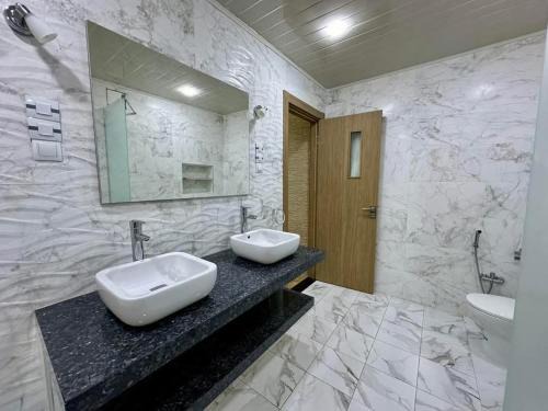 Hai Akid Lotfi Apartment | ÉTABLISSEMENT Wahiba Akid lotfi oran
