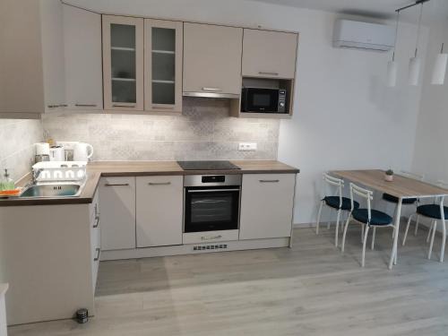 Csopak Apartment | Éva Apartmanház