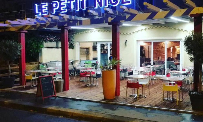 Neuville-sur-Saone Hotel | Ô Petit Nice