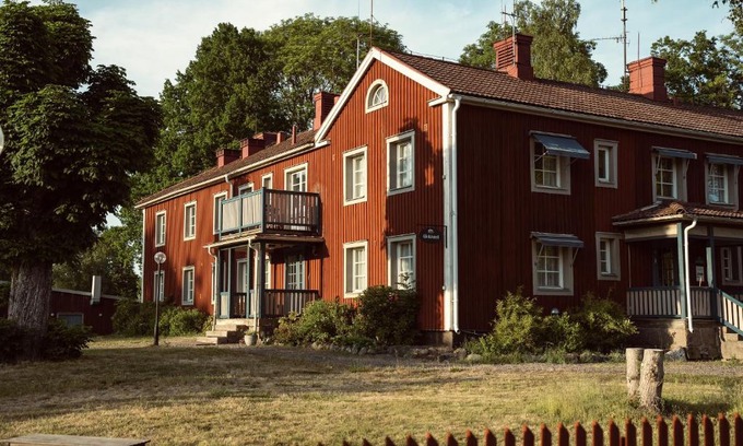 Emmaboda Municipality Hotel | Ödevata Gårdshotell