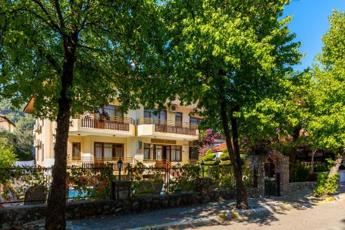 Icmeler City Center Apartment | Üstün Apart