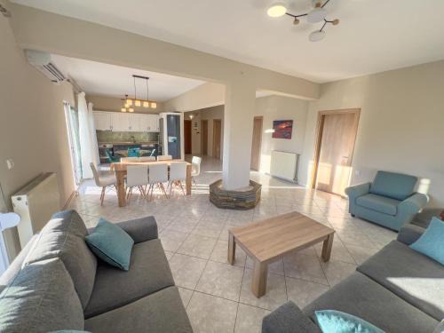 Skala Kallirachis Apartment | Εolia Central Apartments