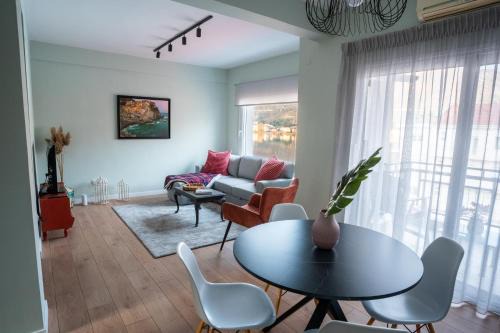 Kastoria Apartment | Παράθυρο στη λίμνη