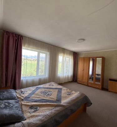 Cholpon-Ata Bed & Breakfast | Ариет