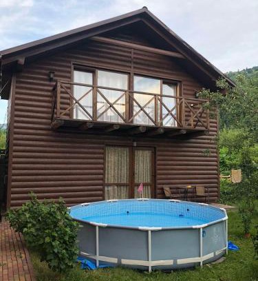 Rakhiv House | Брендушка