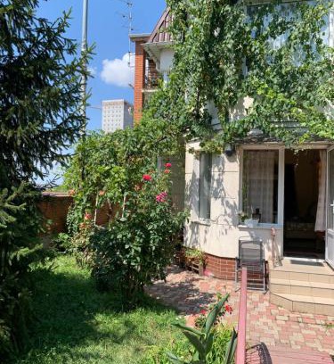 Jasienow House | Гостьовий будинок "Штиль"