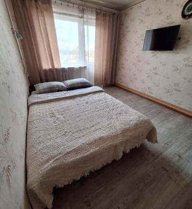 Dzerzhyns'kyi District Apartment | Квартира з балконом 2 кімнати вул 23 серпня 13А