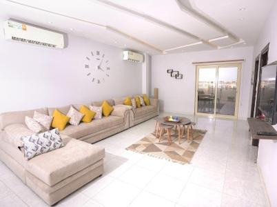 Durrat Al-Arous Apartment | شاليه البرادايس اطلاله بانوراما