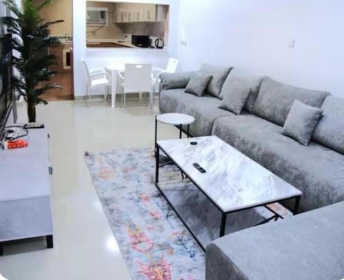 Al-Hofuf Apartment | شقق عائلية ثلاث غرف وحمامين وصاله ونت مجاني