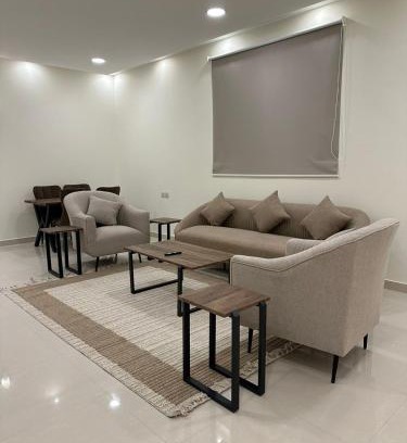 Unaizah Apartment | شقق فايا