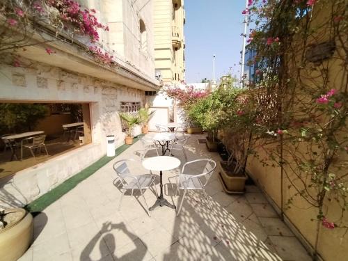 Al-Safa Hotel | فندق روتانة الفرسان بالحمرا