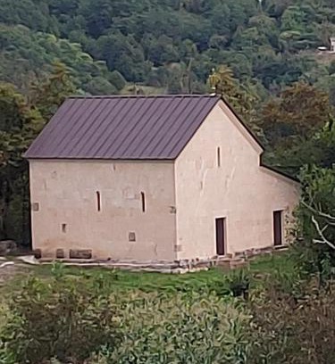 Kinchkha-Perdi House | საოჯახო კოტეჯი ფშუქები