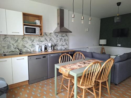 Chateaubriant Apartment | ღ Pirates des Caraïbes - Parking, Terrasse, Wifi