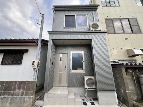 Fukui House | 新築 福井駅徒歩20分 民泊 eclat エクラ 松本 Ｂ号室