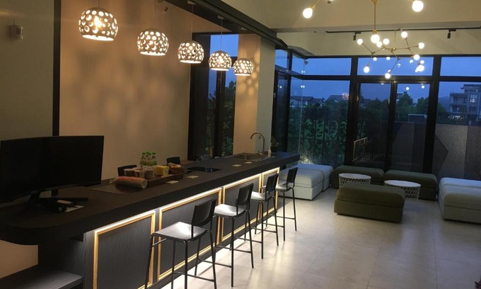Sanxing House | 方興ToP會館 全新包棟電梯民宿