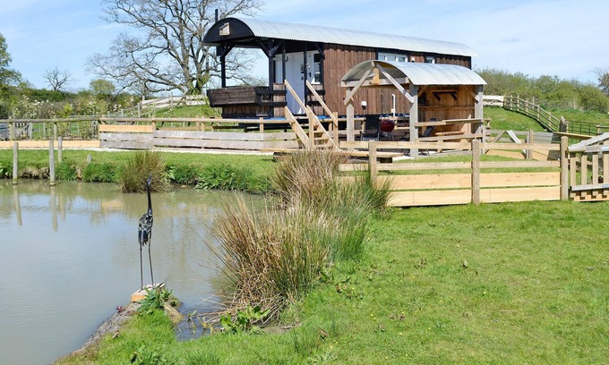 Gillingham Cottage | 0 bedroom accommodation in Motcombe, near Gillingham