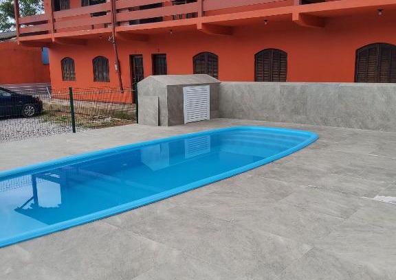 Maranduba Apartment | 0001.12 - Maranduba - Kitnet Térreo -5 Pessoas - 2 Quadras Do Mar - Piscina - Wi-Fi