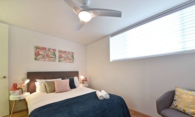 Belmont Apartment | 04 Modern Apartment close to Airpot & City