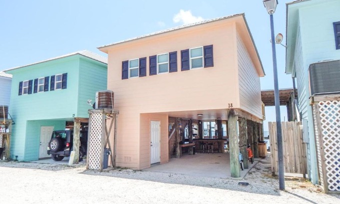 Dauphin Island House | 041 Fish Camp #18 Home