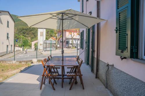 Sestri Levante Apartment | 047B - Casa Le Grigue, tra le Colline e il Mare di Sestri a 10 Minuti di auto dal Mare