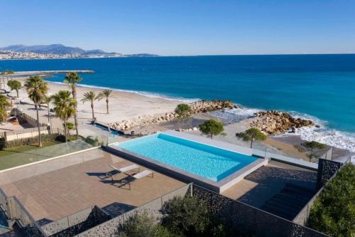 Villeneuve Loubet Beach Apartment | 06AH - Superb waterfront T2 - swimming pool