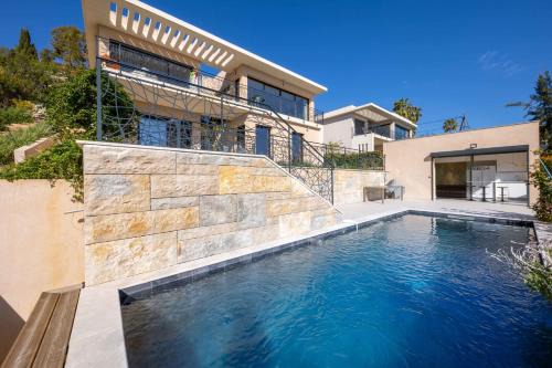 Cagnes-sur-Mer Villa | 06BK - Superb contemporary sea-view villa