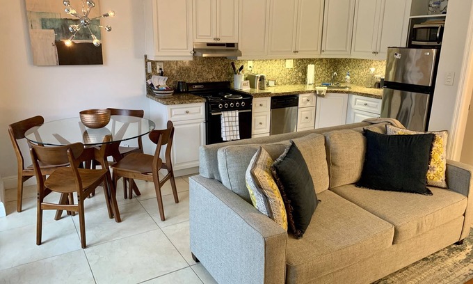 Lauderdale-by-the-Sea Condo | 1/1 Condo - Steps to the Beach!